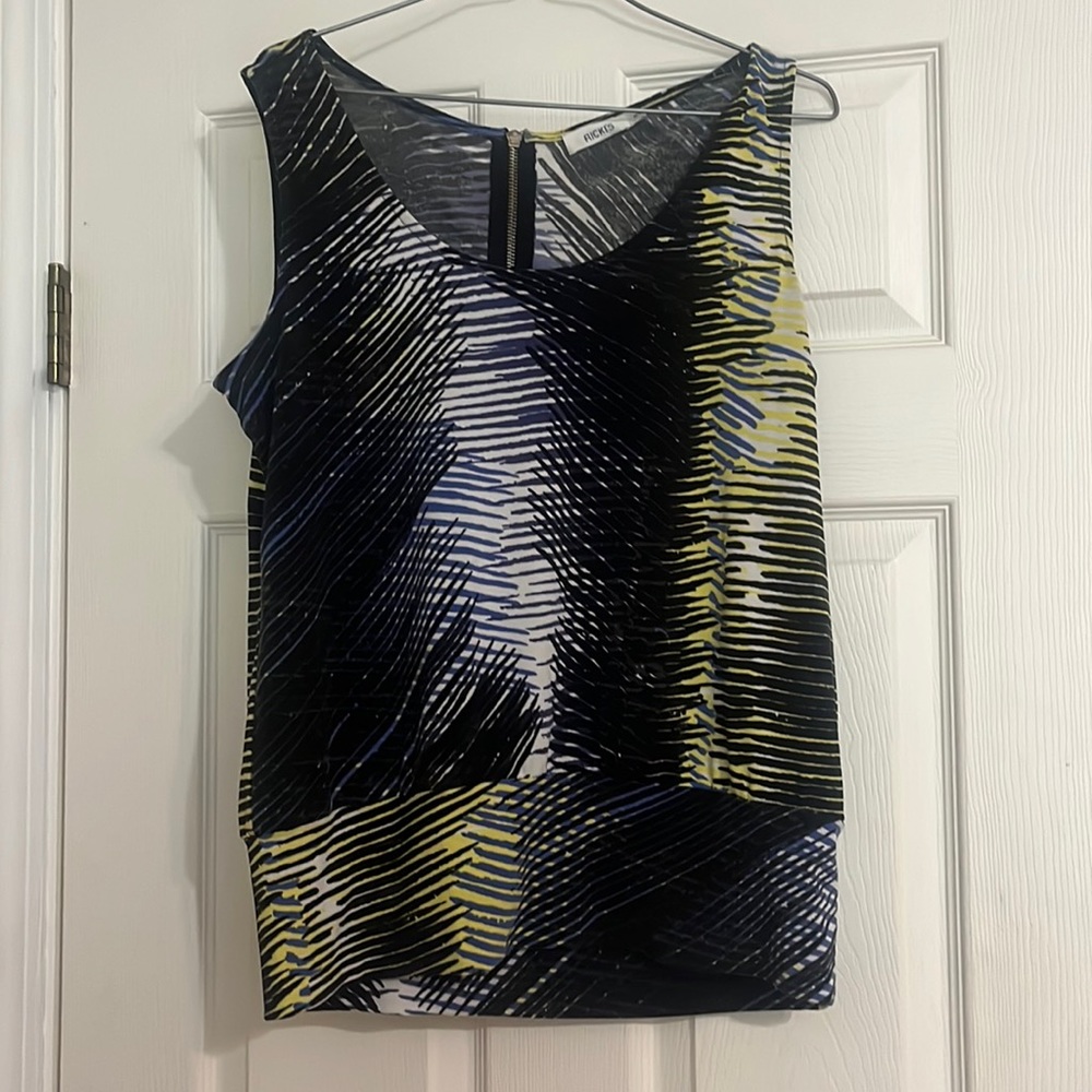 Zip back tank